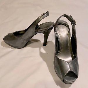 Nine West, Peep Toe High Heel.